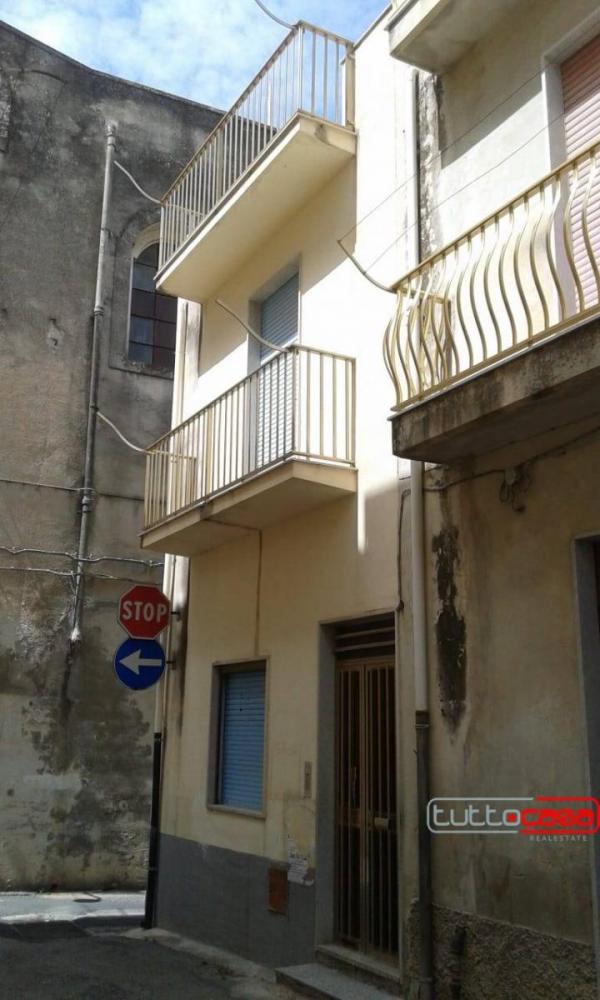 casa indipendente in vendita a Scicli