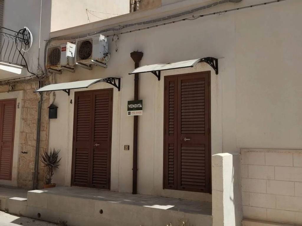 casa indipendente in vendita a Scicli in zona Donnalucata