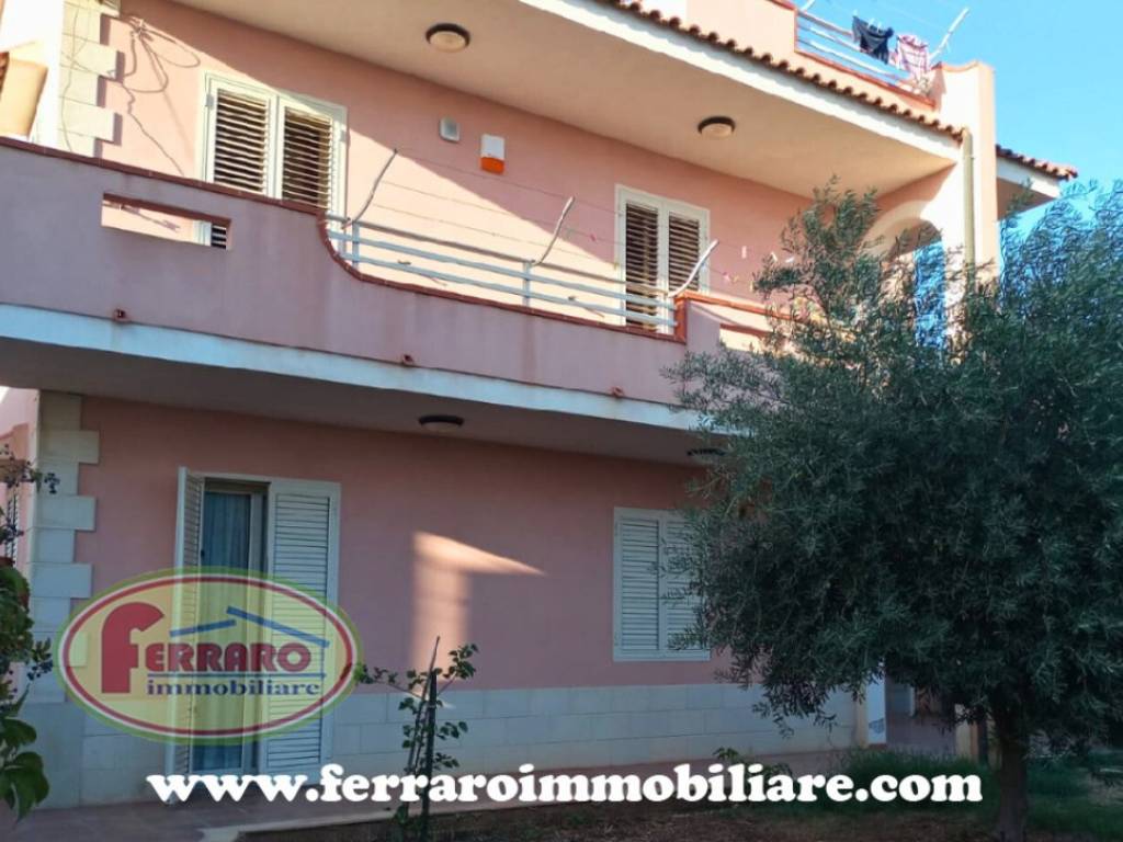 casa indipendente in vendita a Scicli in zona Cava d'Aliga