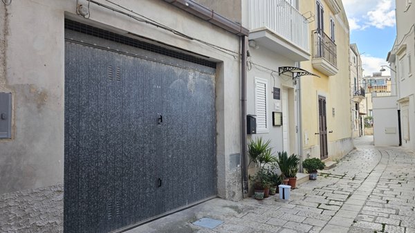 casa semindipendente in vendita a Scicli