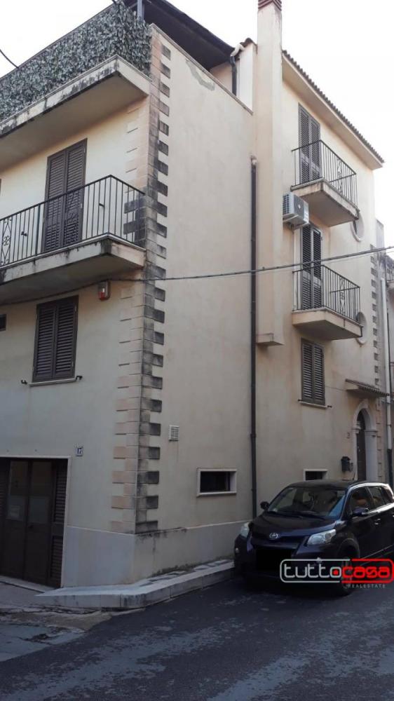 casa indipendente in vendita a Scicli in zona Donnalucata