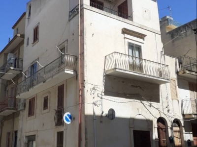 casa indipendente in vendita a Scicli