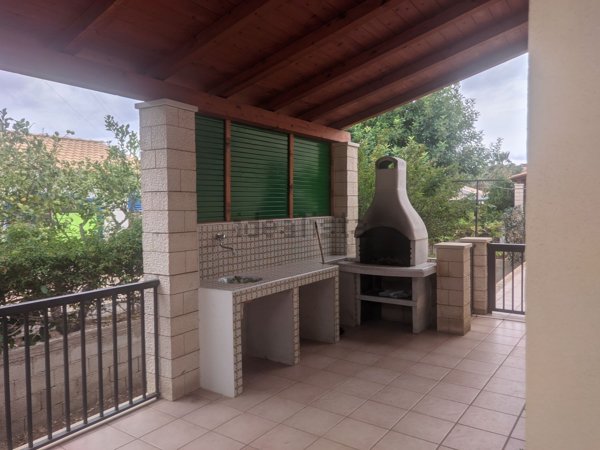 casa indipendente in vendita a Scicli