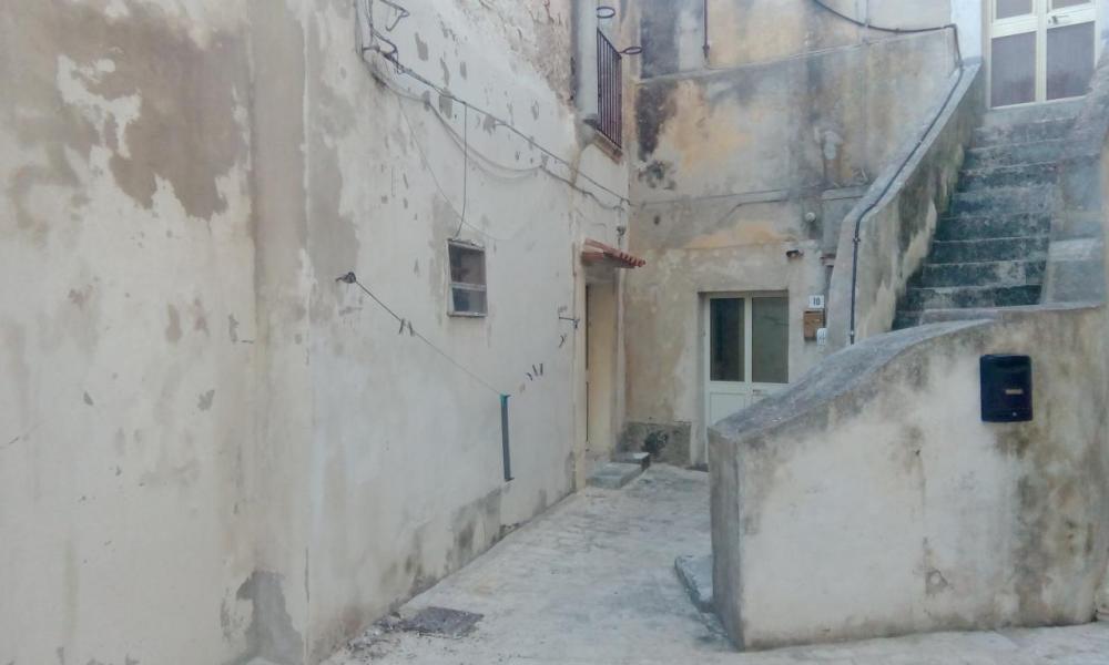 casa indipendente in vendita a Scicli