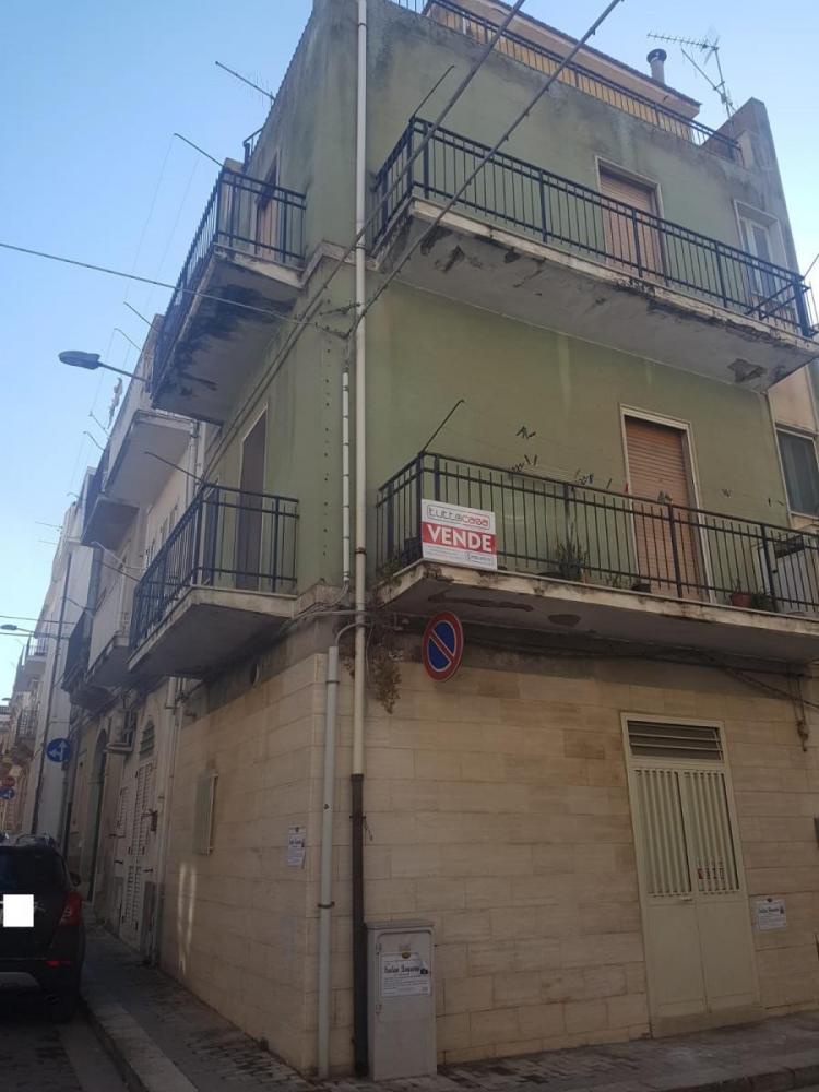 casa indipendente in vendita a Scicli