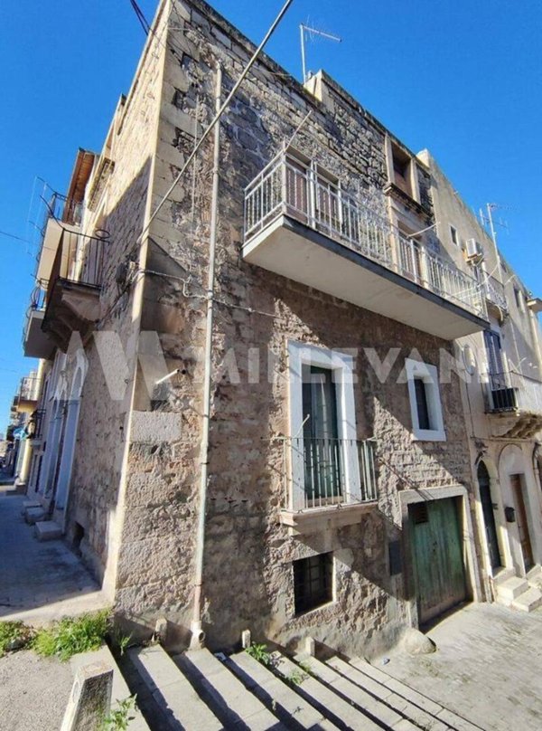 casa indipendente in vendita a Scicli