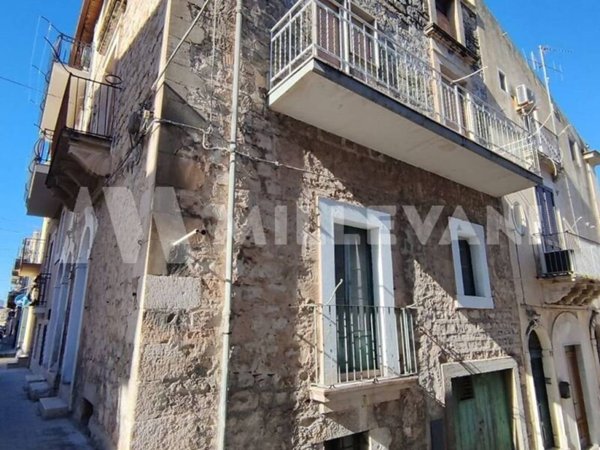 casa indipendente in vendita a Scicli