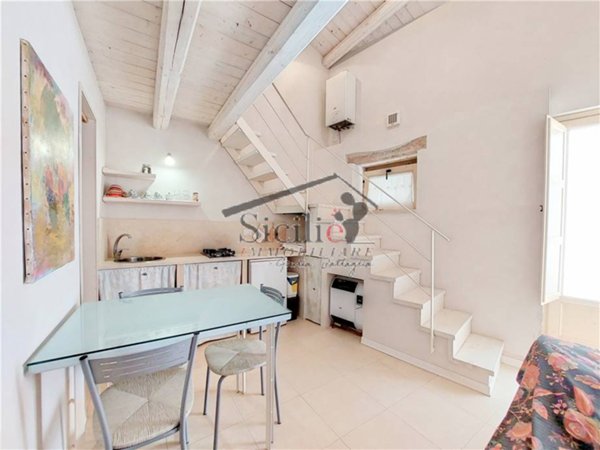 casa indipendente in vendita a Scicli