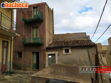 casa indipendente in vendita a Scicli