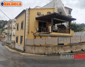 casa indipendente in vendita a Scicli