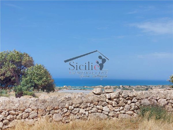 casa indipendente in vendita a Scicli in zona Cava d'Aliga