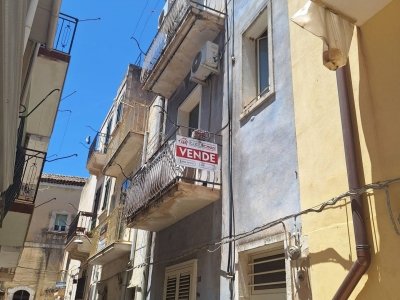 casa indipendente in vendita a Scicli