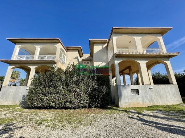 casa indipendente in vendita a Scicli in zona Donnalucata
