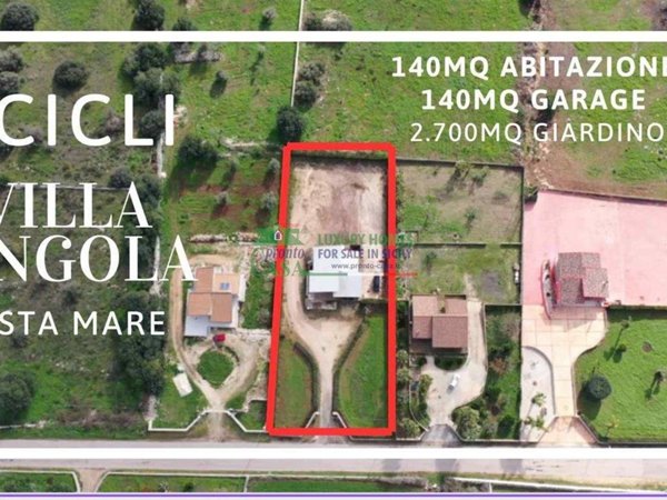 casa indipendente in vendita a Scicli