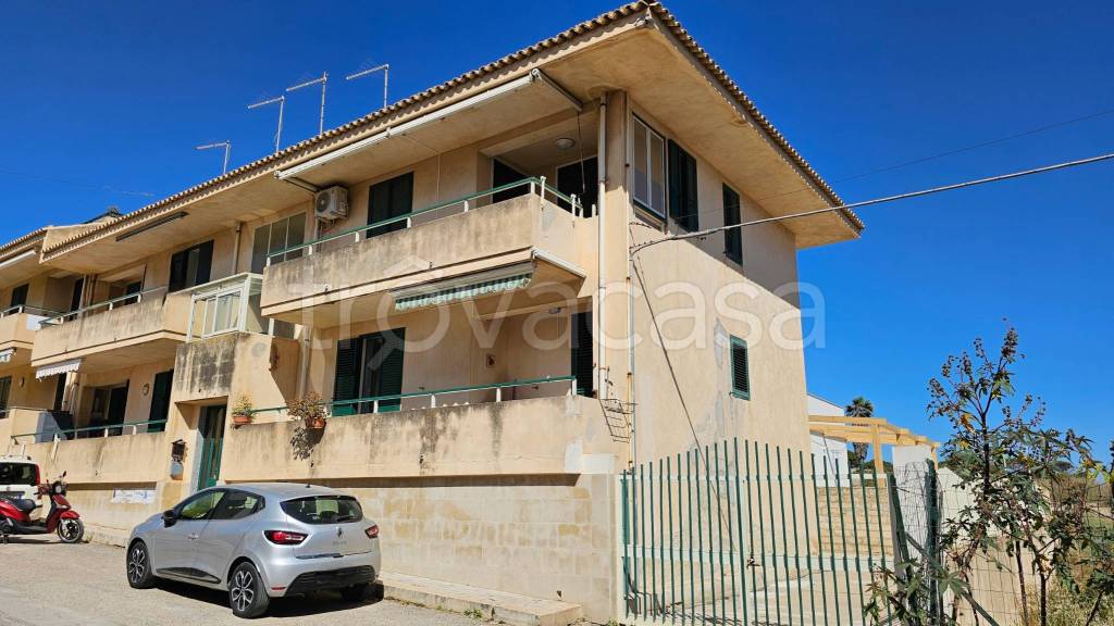 appartamento in vendita a Scicli in zona Cava d'Aliga