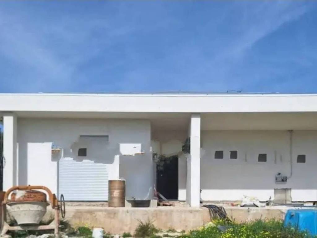 casa indipendente in vendita a Scicli