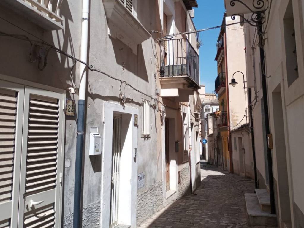 casa indipendente in vendita a Scicli