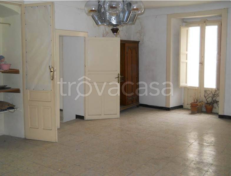 casa indipendente in vendita a Scicli