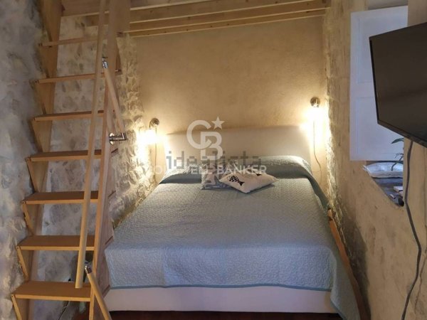 casa indipendente in vendita a Scicli