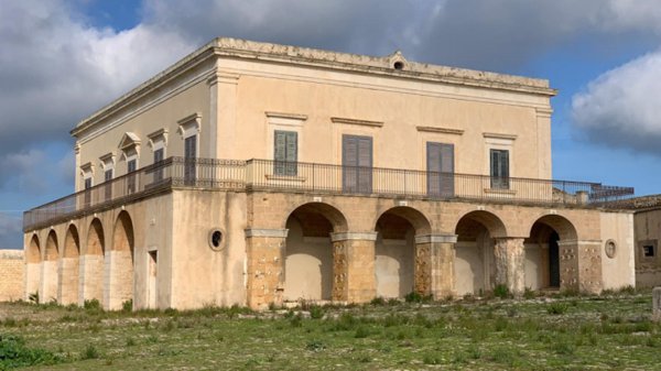casa indipendente in vendita a Scicli in zona Donnalucata