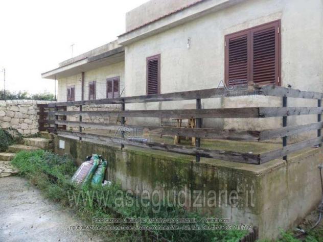casa indipendente in vendita a Scicli