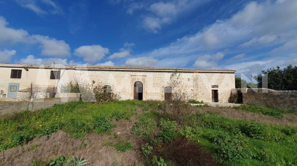 terreno agricolo in vendita a Scicli in zona Sampieri