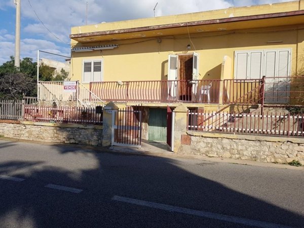 casa indipendente in vendita a Scicli in zona Cava d'Aliga