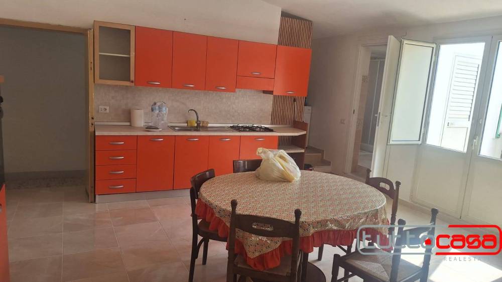 casa indipendente in vendita a Scicli