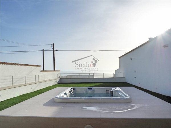 casa indipendente in vendita a Scicli in zona Cava d'Aliga