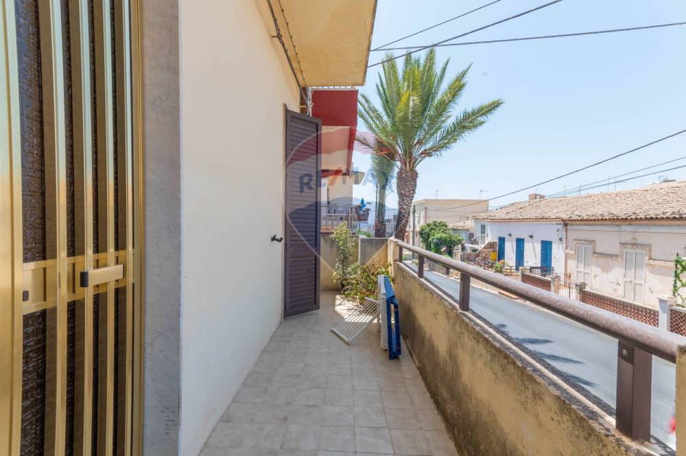 casa indipendente in vendita a Scicli in zona Sampieri
