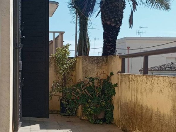 casa indipendente in vendita a Scicli in zona Sampieri