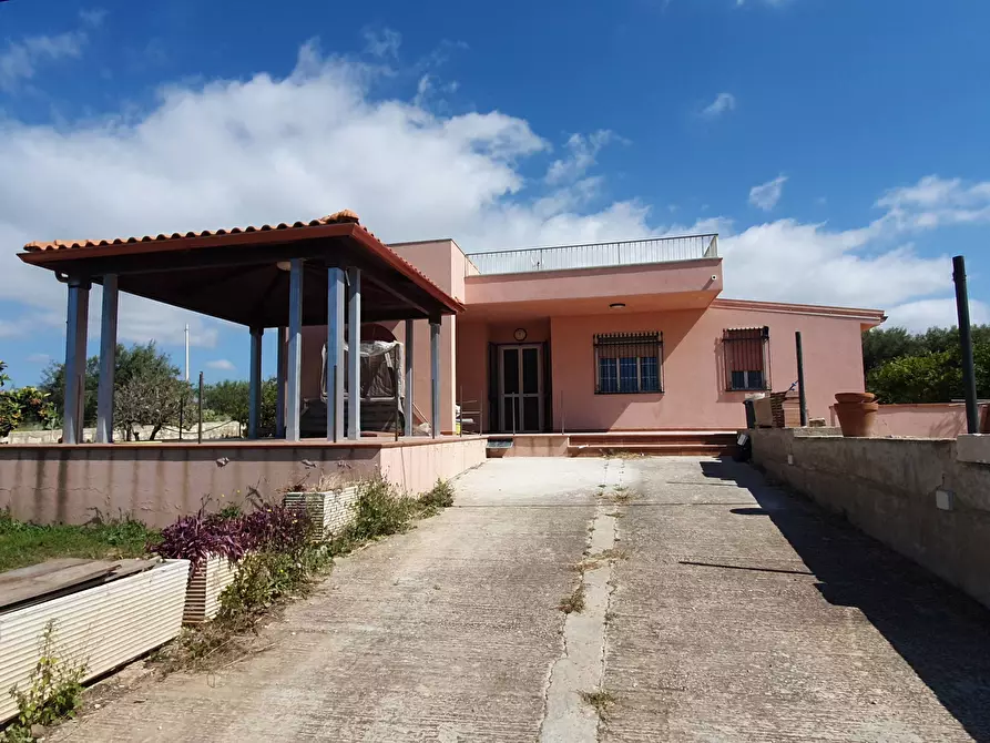 casa indipendente in vendita a Scicli in zona Cava d'Aliga