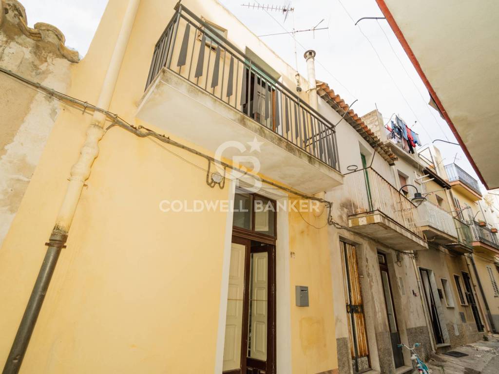 casa indipendente in vendita a Scicli