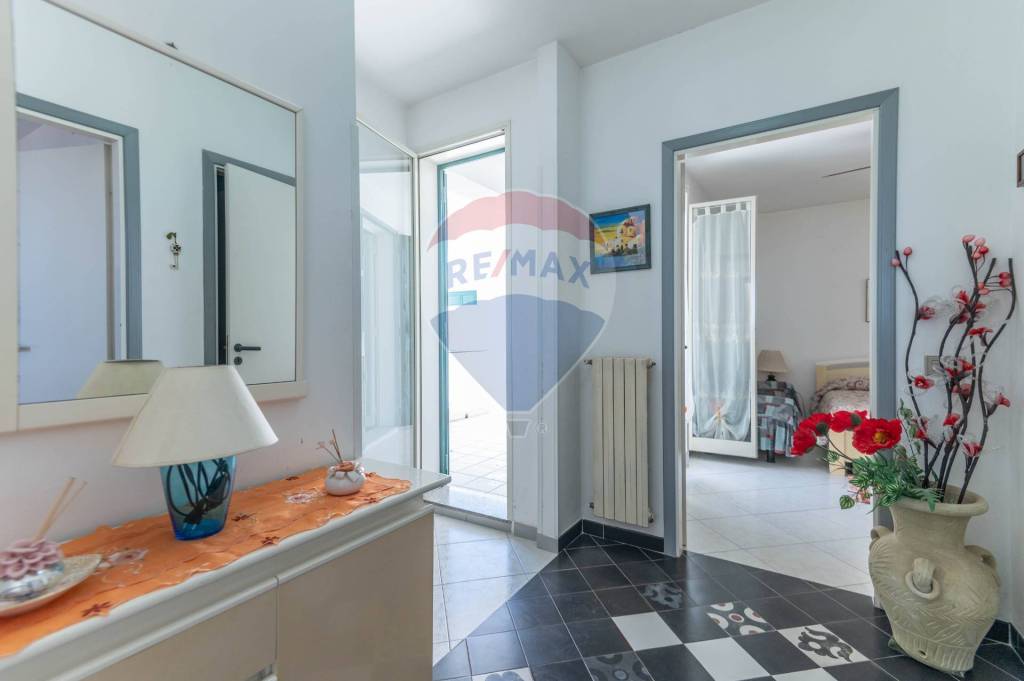 casa indipendente in vendita a Scicli in zona Donnalucata