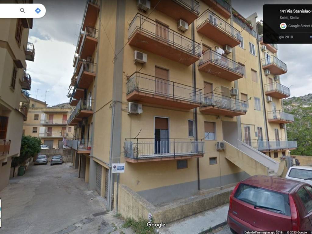 intera palazzina in vendita a Scicli