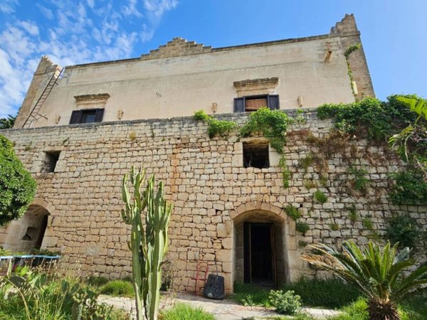 casa indipendente in vendita a Scicli in zona Donnalucata