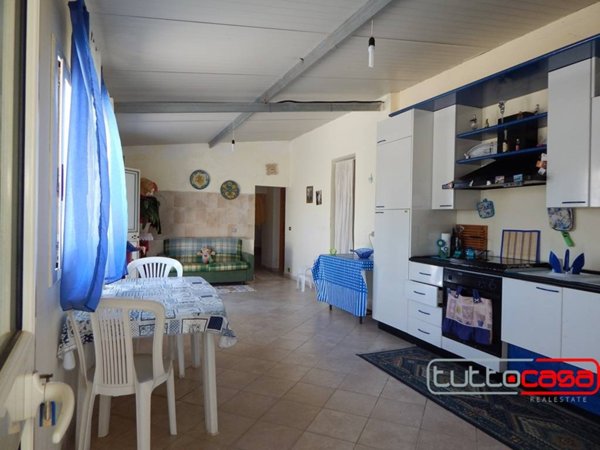 casa indipendente in vendita a Scicli in zona Cava d'Aliga
