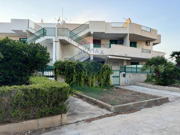 appartamento in vendita a Scicli in zona Donnalucata