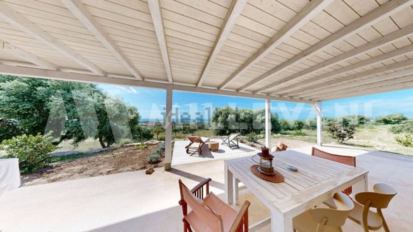 casa indipendente in vendita a Scicli in zona Sampieri
