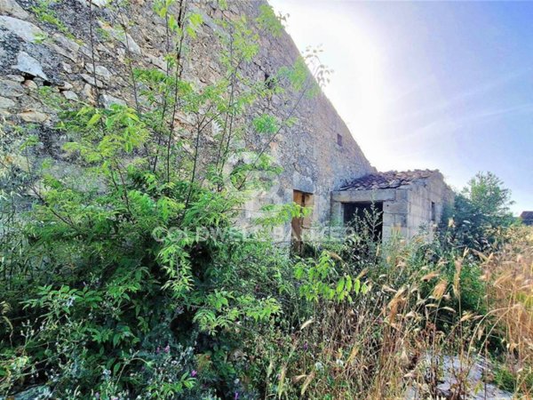 casa indipendente in vendita a Scicli