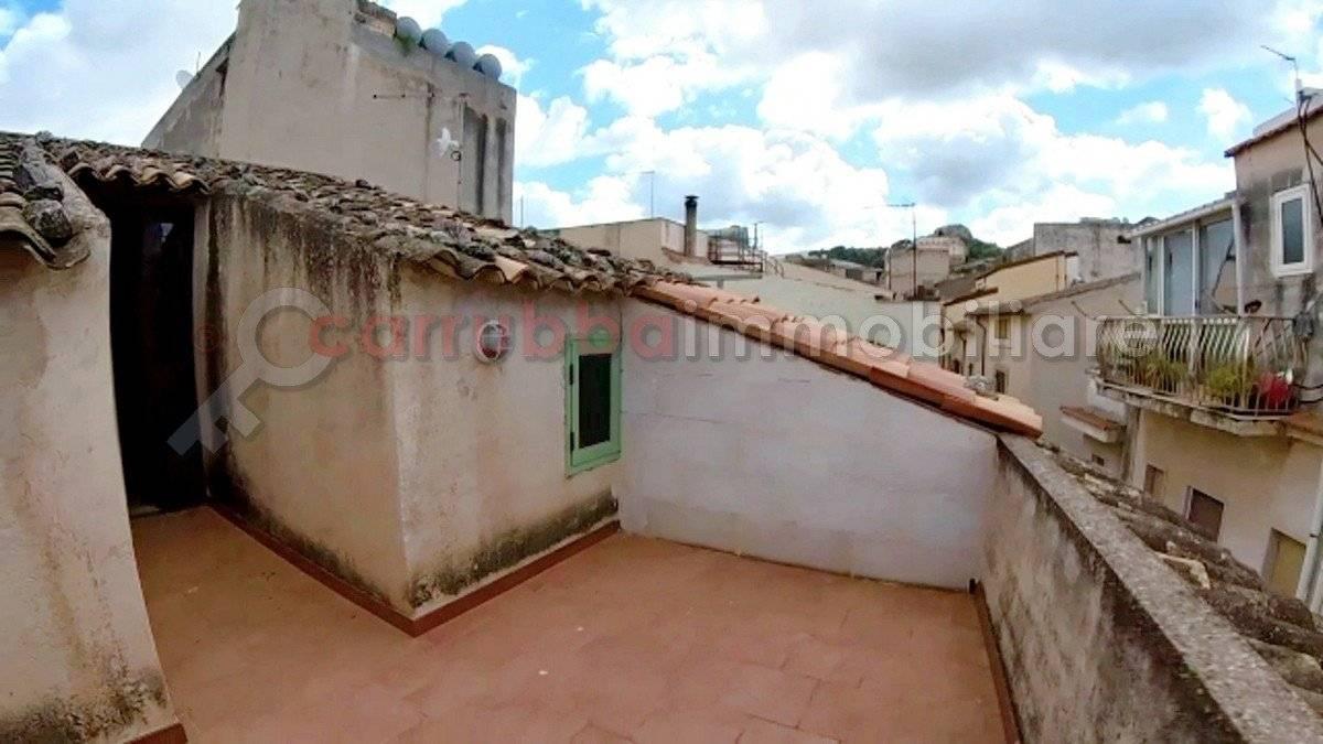 casa indipendente in vendita a Scicli in zona Donnalucata