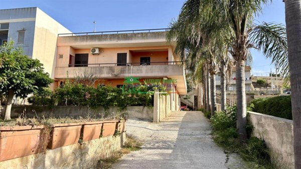 appartamento in vendita a Scicli in zona Cava d'Aliga