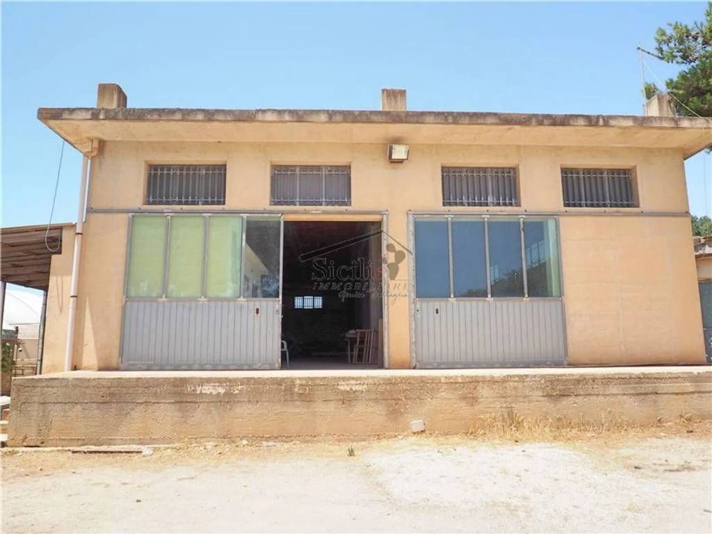 terreno agricolo in vendita a Scicli in zona Cava d'Aliga