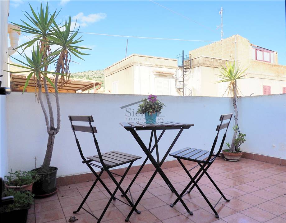 casa indipendente in vendita a Scicli