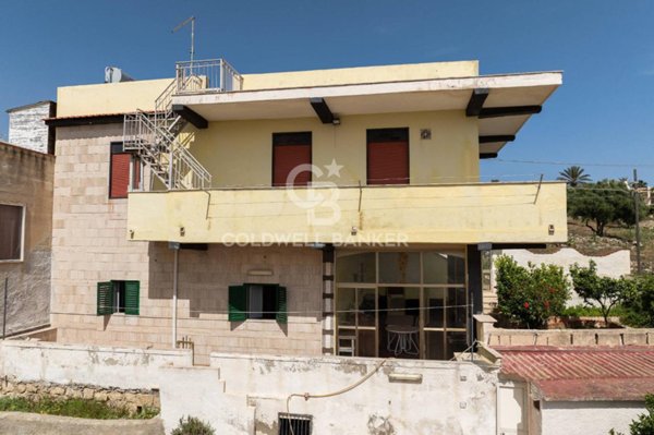 casa indipendente in vendita a Scicli in zona Cava d'Aliga