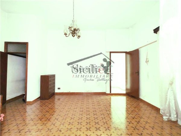 casa indipendente in vendita a Scicli