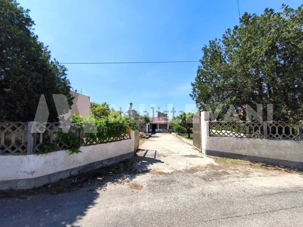 casa indipendente in vendita a Scicli in zona Cava d'Aliga