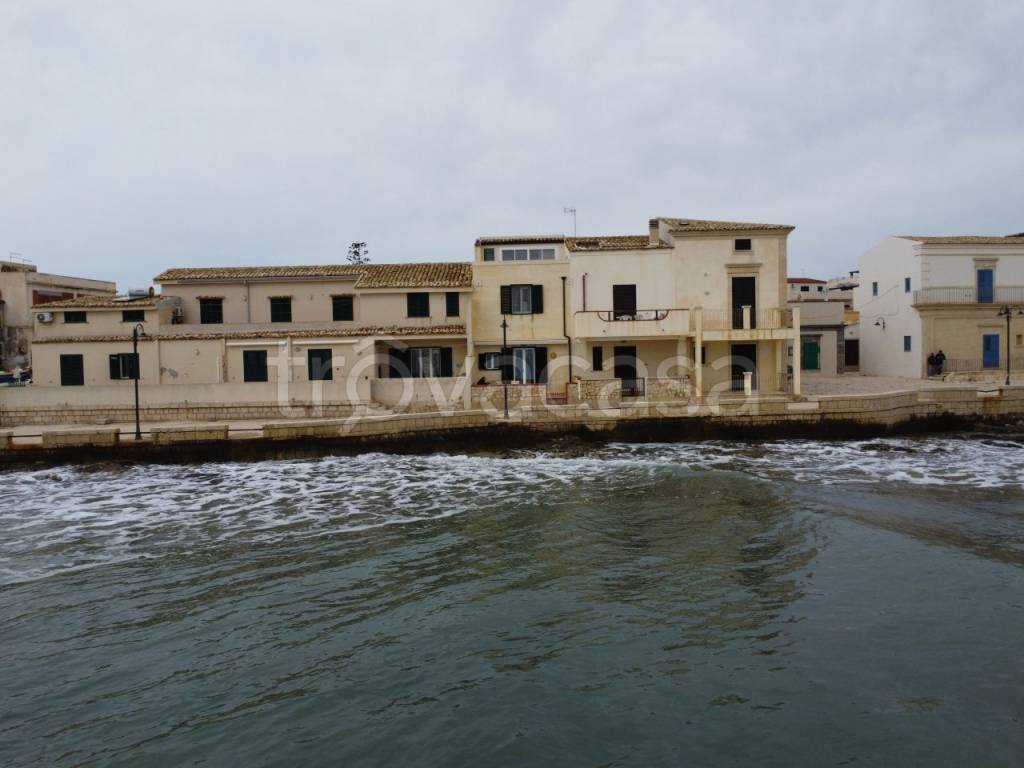 casa indipendente in vendita a Scicli in zona Sampieri