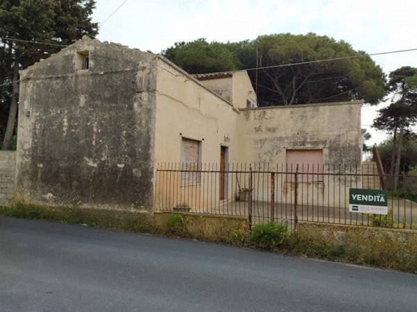 casa indipendente in vendita a Scicli in zona Cava d'Aliga
