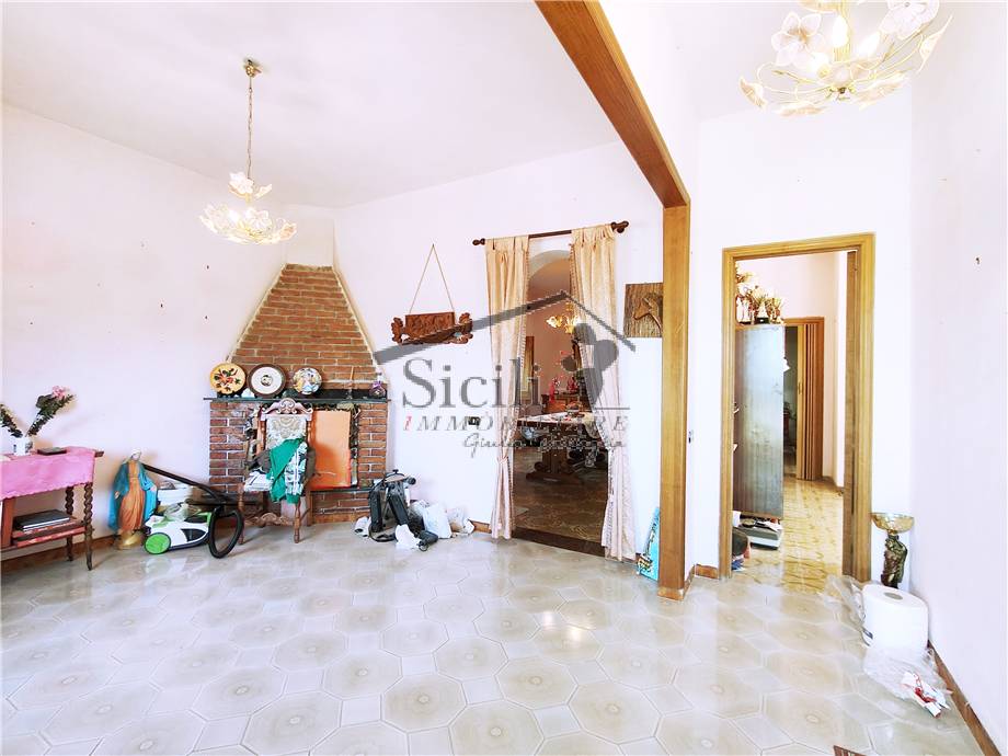 casa indipendente in vendita a Scicli